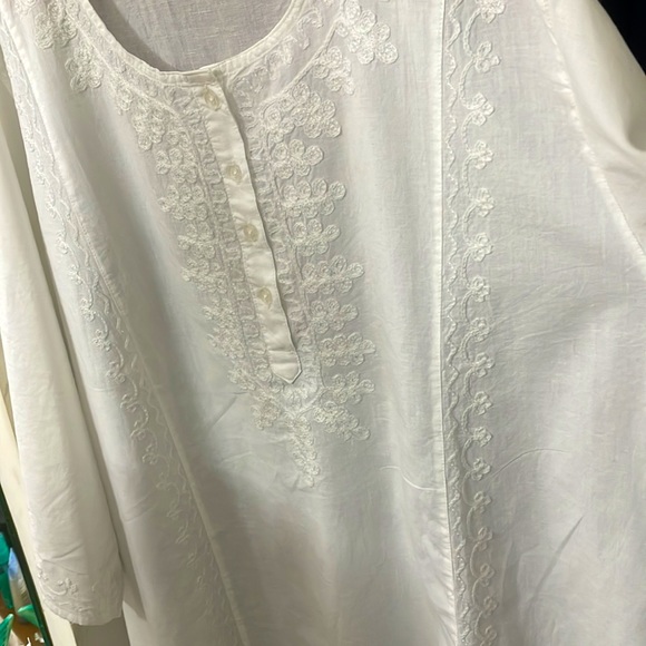 Lucknowi chikankari kurta | loose kurta style* - Picture 6 of 9